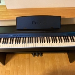 電子ピアノ　黒　半額にします！！！