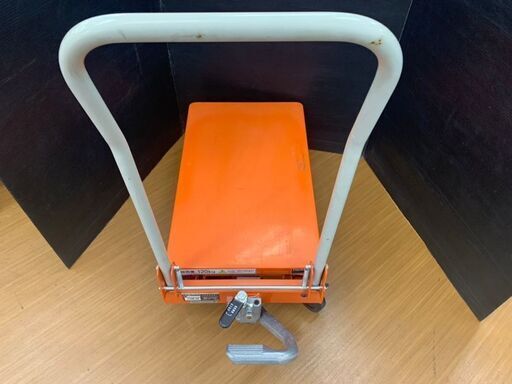 中古】トラスコ HLF-S120 ハンドリフター 120kg 350×570 足踏み油圧式