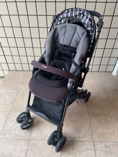 Combi スゴカルα 4キャス compact エッグショック