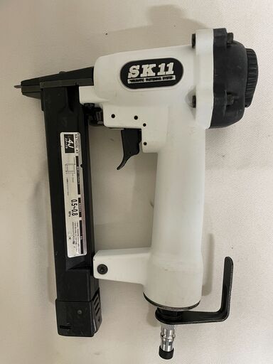 【北見市発】SK11 エアタッカー 4Jステーブル SA-T425L-X1 年式不明 (D5144wY)