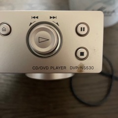 壊れたDVDプレーヤーからCDを出す方法