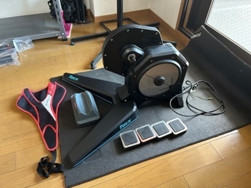 Tacx Flux2 スマートローラーセット