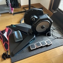 Tacx Flux2 スマートローラーセット