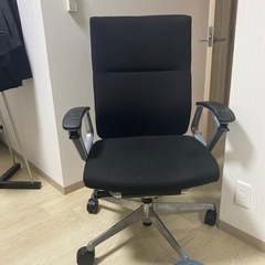 オフィスチェア　オカムラ　DUKE テレワーク