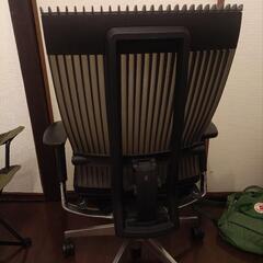 チェア　スピーナ　ゲーミング　腰痛　猫背　姿勢矯正