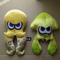 スプラトゥーン3　ぬいぐるみ2つ