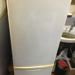 冷蔵庫　ナショナル　NRーB162JーR  168L
