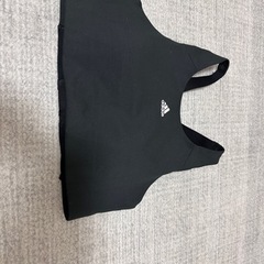 Adidas スポーツブラ