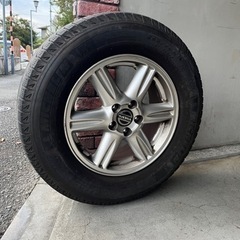 タイヤ　225/70R16 4個セット