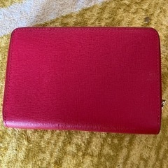 フルラ財布