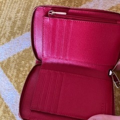 フルラ財布