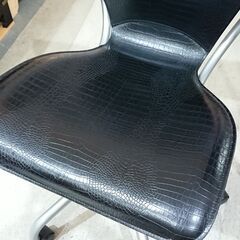 karimoku｜カリモク家具｜XT4340BJ｜クロコダイル柄｜合成皮革｜デスクチェア