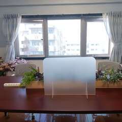 ⑤【処分価格】更に値下げ！新品 アクリルパーテーション　600*450*3 窓無　110枚セット売り　即決優先 ⑩【処分価格】更に値下げ！新品 アクリルパーテーション 600*450*3 窓