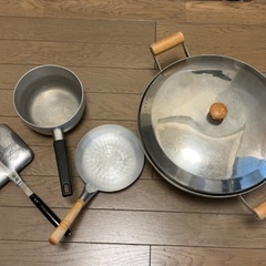 ⭐️まだまだ使える中古品⭐️お鍋色々、ホットサンド器⭐️