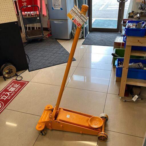 【中古】【動作OK】【店頭引取限定】メーカー不明 ガレージジャッキ 1.5t用 11,000円（税込）