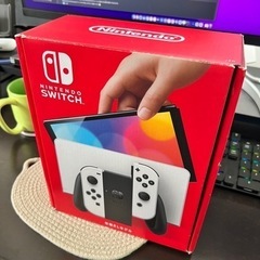 【新品同様】Nintendo Switch（スイッチ）本体　有機...