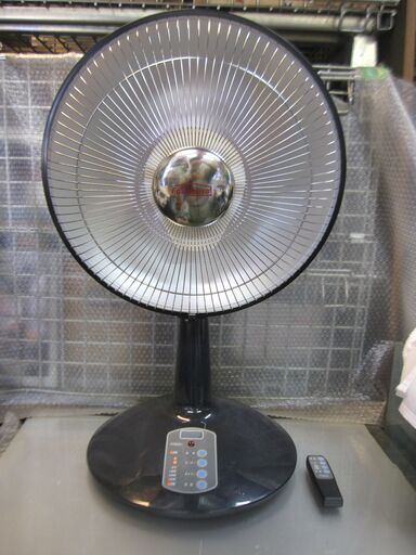 扇風機型の電気ストーブ 通電・動作確認済　首振・強弱・タイマー機能あり　リモコン付属