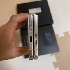 Galaxy zFold5 （韓国版）512GB ホワイト　SIMフリー