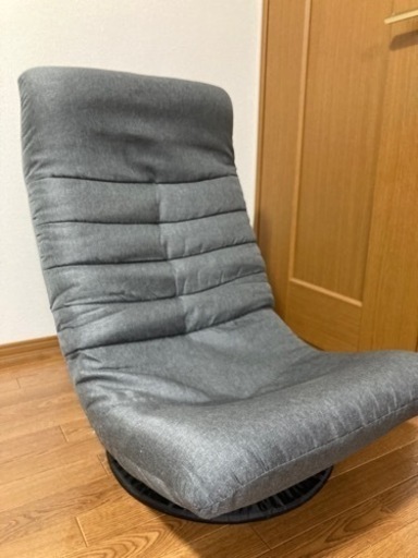 商談決定【美品】ニトリ首リクライニング回転座椅子