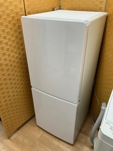 名古屋近郊限定　2023年　ハイアール　148L 冷蔵庫　ピンク　極美品