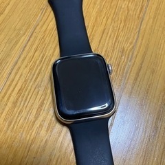 商談中　美品　アップルウォッチ Applewatch series4 