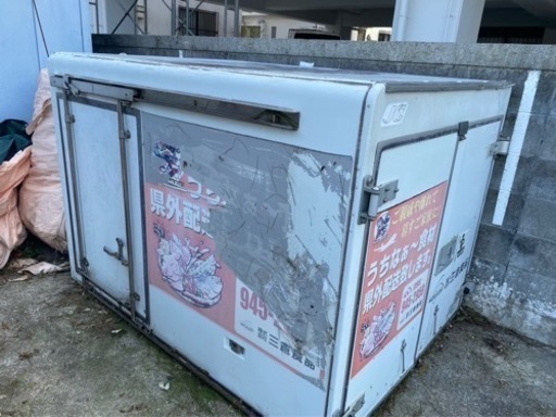 コンテナ