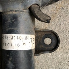 RF5スパーダ　RS-Rダウンサス純正ストラット