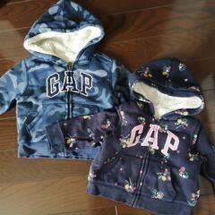 BabyGAP　パーカー　2着