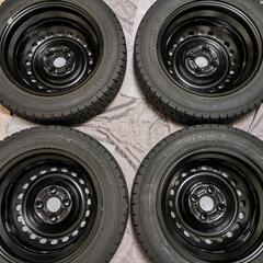 2022年製14インチスタッドレスタイヤ、純正ホイールセット (1000km使用)