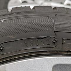 2022年製14インチスタッドレスタイヤ、純正ホイールセット (1000km使用)