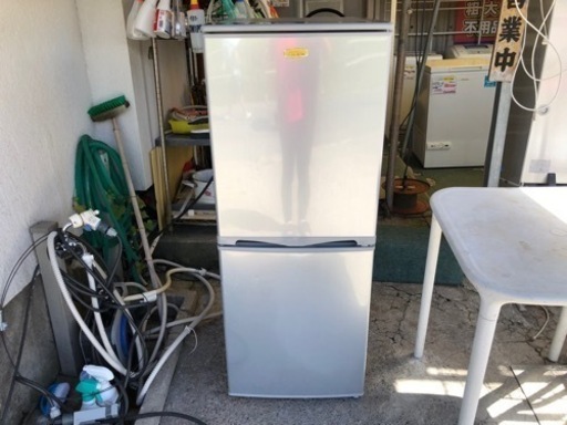 【リサイクルサービス八光】2012年製　アビテラックス　AR-150(S) 2ドア冷凍冷蔵庫ノンフロン(143L)