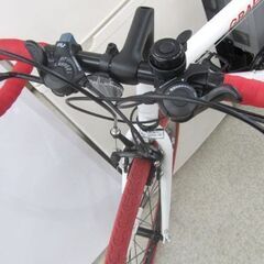 GRAPHIS ロードバイク ホワイト/レッド GRAPHIS ロードバイク 700C×28C 21段変速 ホワイトレッド グラフィス