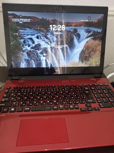 美品NEC赤　6世代Core i3 高速新品SSD480GG搭載　メモリ4G CD/DVD　軽量薄型スリムモデル　カメラ内蔵　大画面15.6インチ　高音質スピーカー内蔵　USB3.0 Wifi対応 107