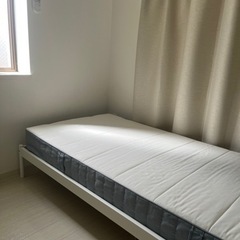 シングルベッド　使用回数少　IKEA VEVELSTAD + V...