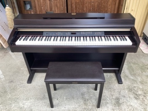 美品 ヤマハ 電子ピアノ グラビノーバ CLP-230M 椅子付！