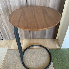 丸　円　サイドテーブル
