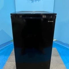 ① 冷凍庫・IRIS OHYAMA・60ℓ・2021年製