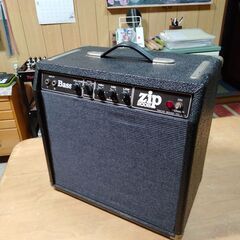 Guyatone　ベースアンプ　ZIP200B