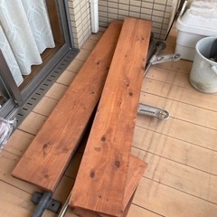 木の板　23cm×150cm 2枚