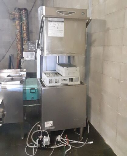 ㉓【値下げ】 ホシザキ 業務用 食器洗浄機 食洗機 JWE-680UA 200V 60Hz ※ケーブル断線しています 定価 ¥ 1,566,400　/厨房機器