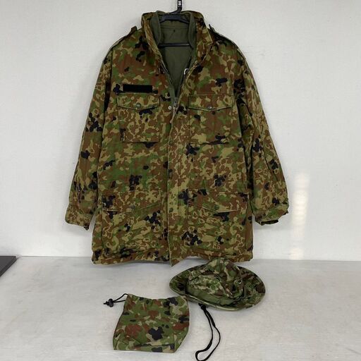 陸上自衛隊 防寒戦闘服、外衣、上衣・ライナー 帽子 ポーチセット