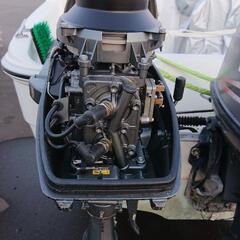北海道豊浦町スズキ8馬力2スト船外機 冷却水が出ないだけ