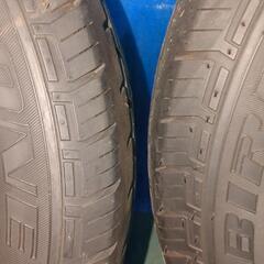BIRDSTONE タイヤ 215/70R15　　4本