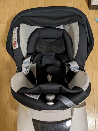 エールベベ　クルット　チャイルドシート