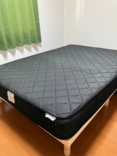 お話中　マットレス