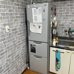 冷蔵庫3段