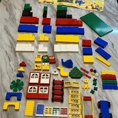 赤いバケツ　ブロック　レゴ　LEGO おもちゃ　積み木　知育玩具