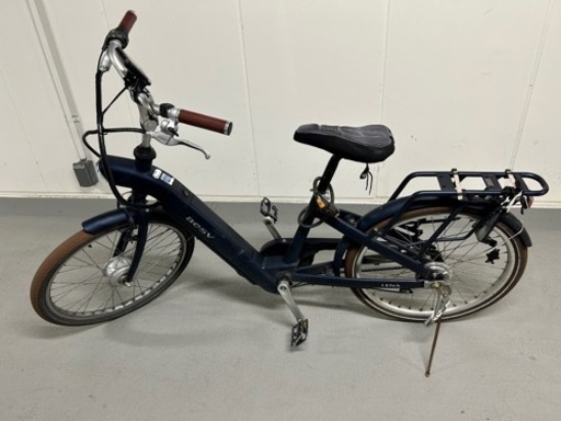 電動アシスト自転車　bese CF1 LENA（リーナ）
