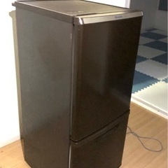 138ℓ 茶色の冷蔵庫 パナソニックNR-B145W-T