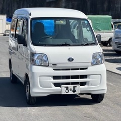 トヨタ　ピクシスバン　平成29年　走行距離8万キロ　車検2年間　ナビ